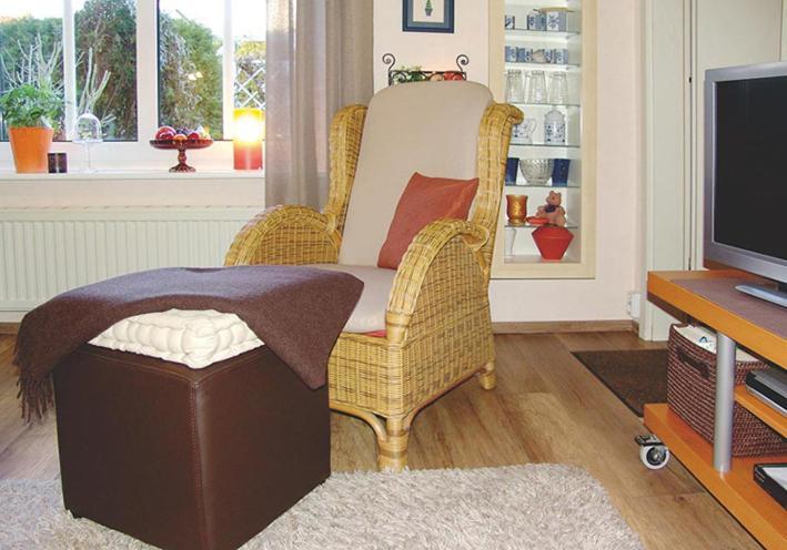 Ferienwohnung Nowara Krummhörn エクステリア 写真